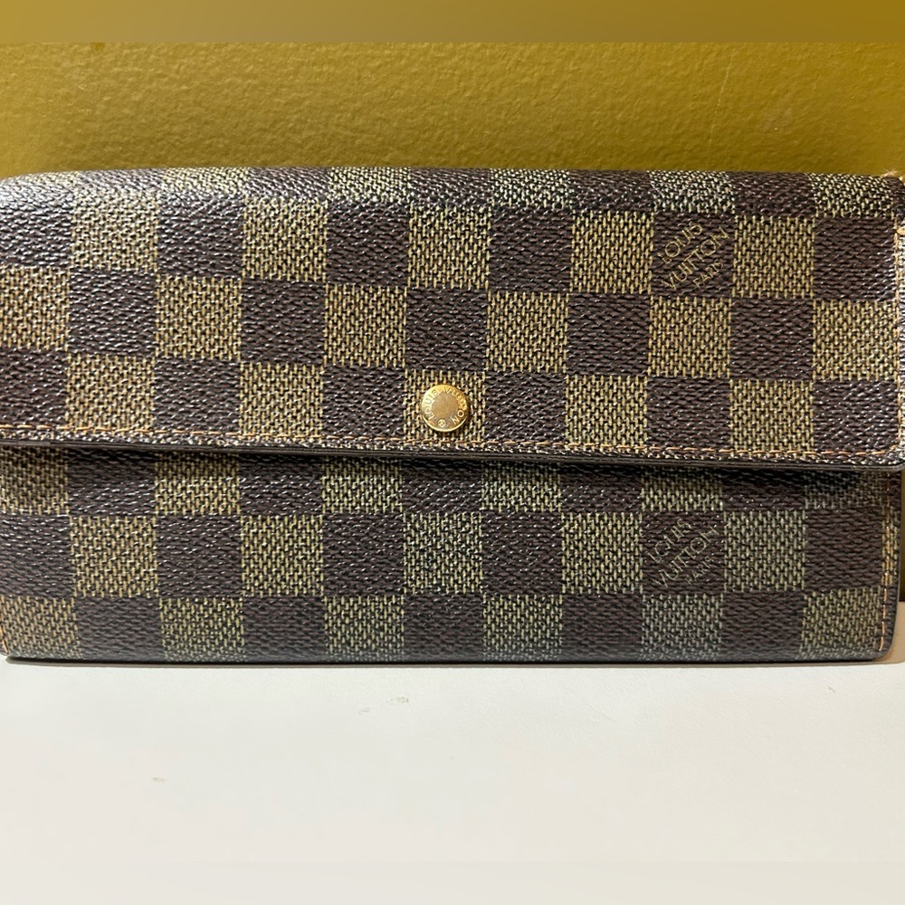 Louis Vuitton Damier Wallet